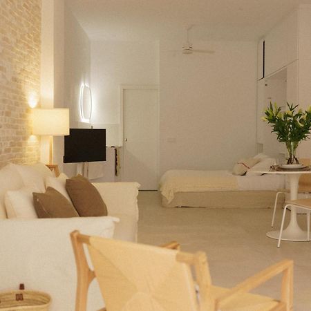 Luca Oliva Homes Riverside Studio 塞维利亚 外观 照片