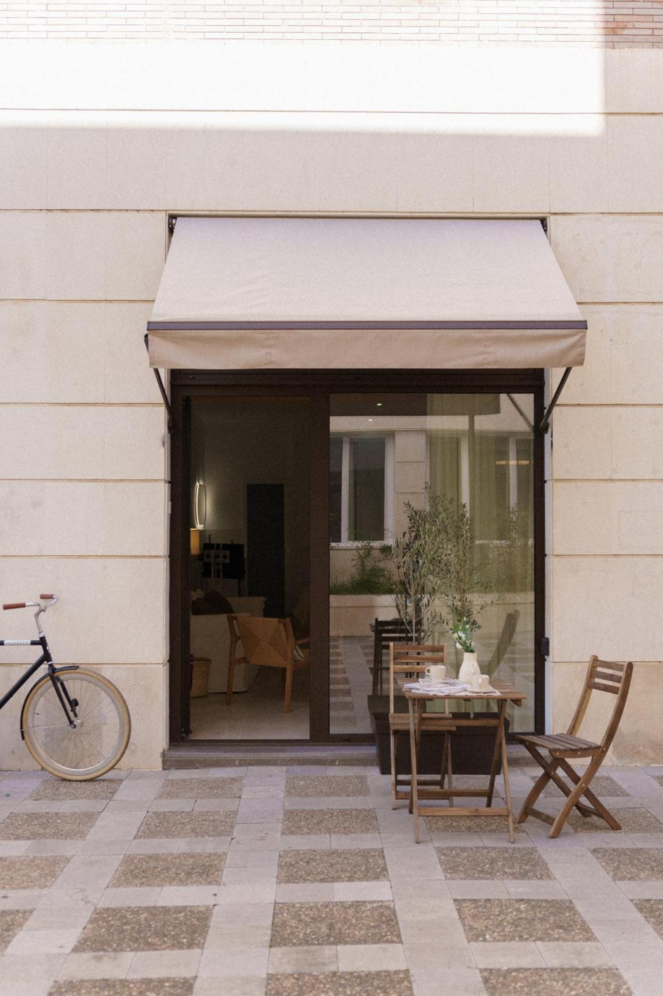 Luca Oliva Homes Riverside Studio 塞维利亚 外观 照片